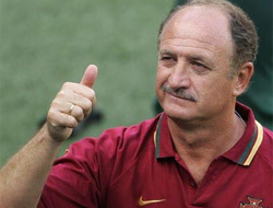 Scolari ilk maçında galip