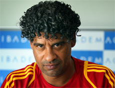 Rijkaard kampı değerlendirdi